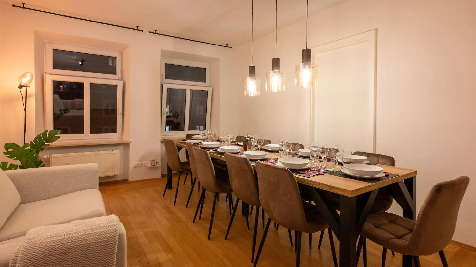 Munich Large Apartment 110 Qm In Very Cetral Location 1 To 12 Guests Alemanha